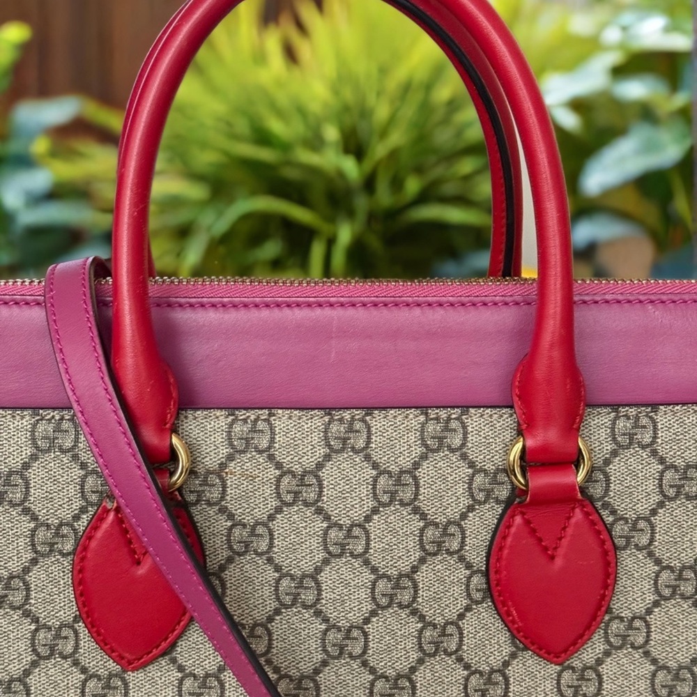 GUCCI GG MONOGRAM MOON CALFSKIN MEDIUM ZIP TOTE BEIGE, RED AND PINK - Picture 6 of 16